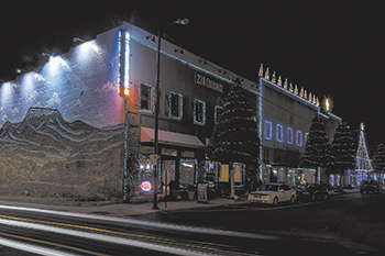 'Fantasy Light Show' brightens downtown KM 