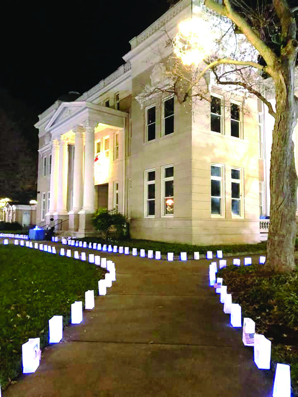 Hospice Cleveland County's "Lighting the Way" Fundraiser is December 9
