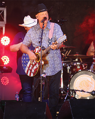 John Michael Mongomery Headliner at ALWS Concert