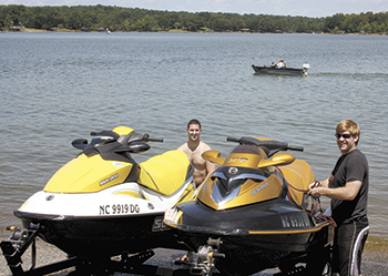 First Time Jet Skiing At Moss Lake...