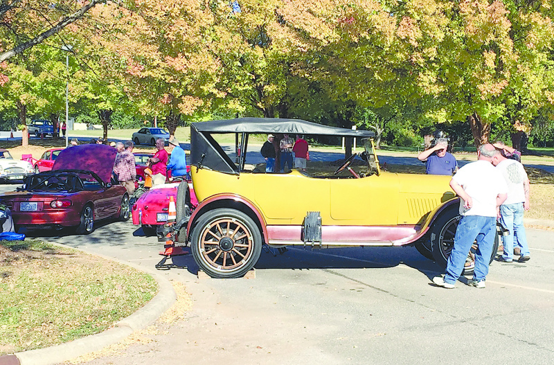 Senior Center to sponsor car show, vendor fair