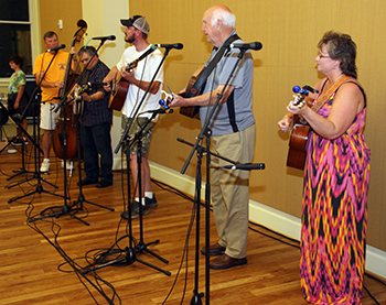 Pickin' on the Square...