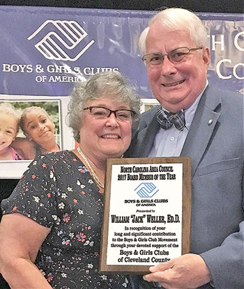 Board President Receives State Award