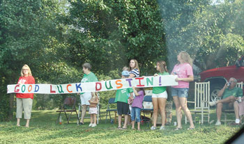 COMMUNITY SUPPORTS DUSTIN...