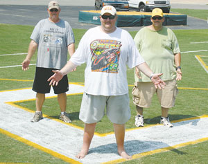 FOOTBALL FIELD ARTISTS