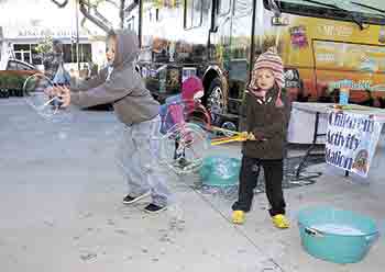 Foothills Farmers' Market 2016 Season Opens