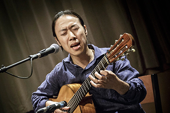 Internationally acclaimed guitarist Hiroya Tsukamoto to perform at the Earl Scruggs Center