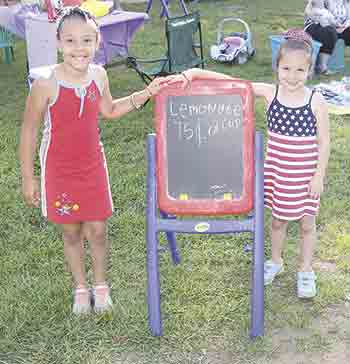 Town wide yard sale draws treasure hunters to Mooresboro